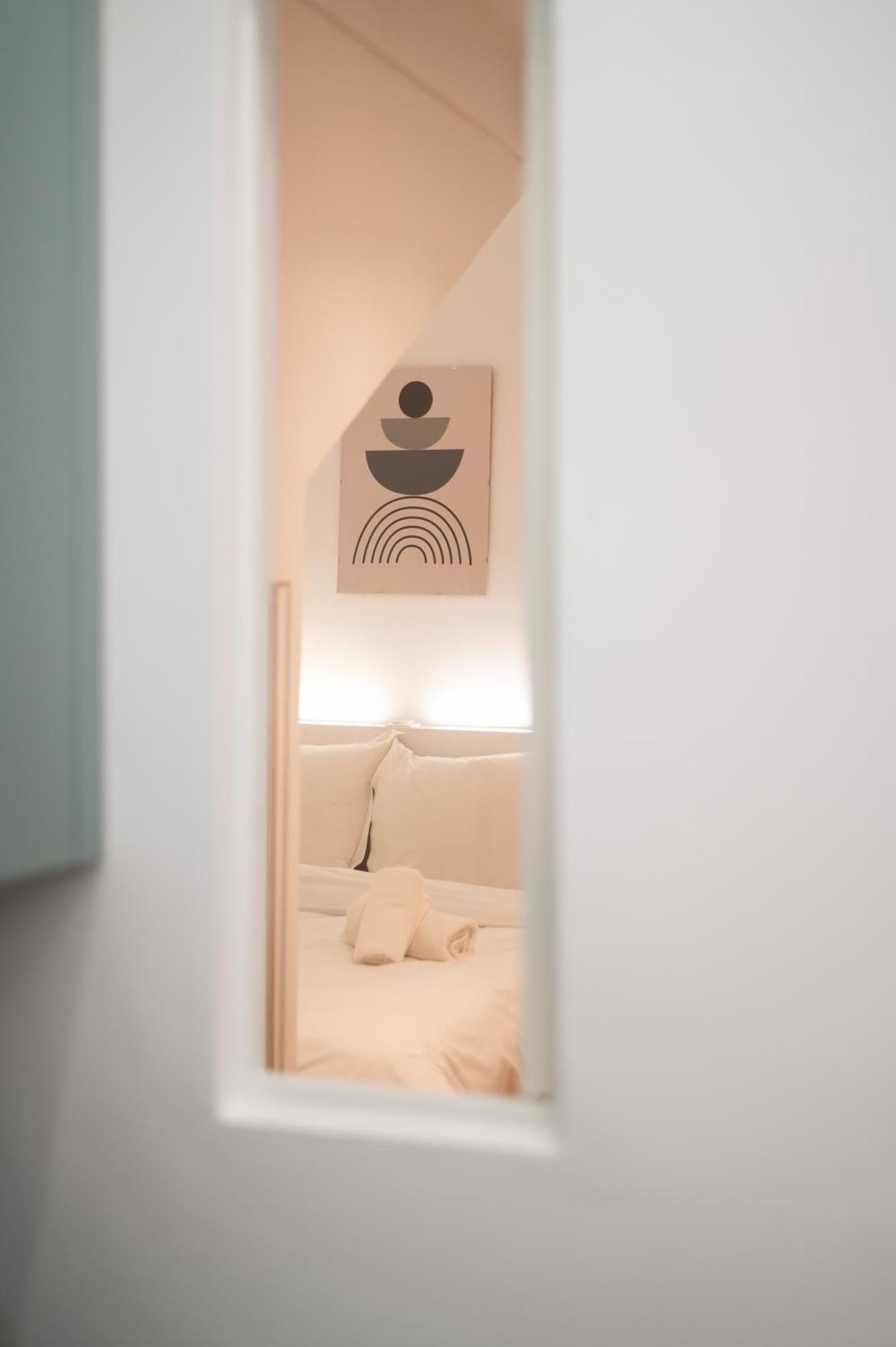 Honey Oak & Cream Patio By Nest Appartement Thessaloniki Buitenkant foto