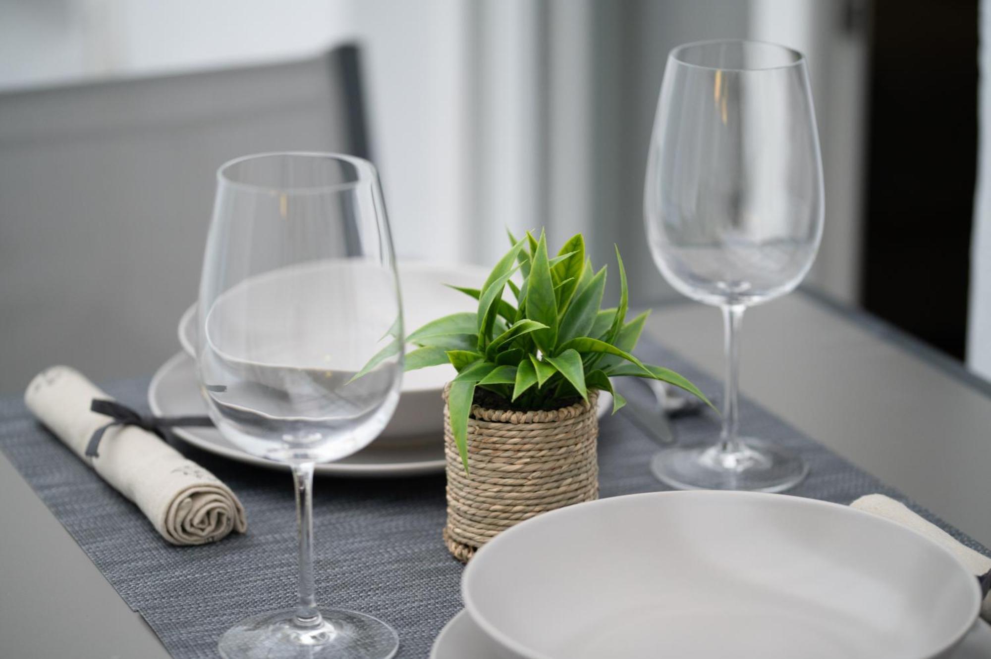 Honey Oak & Cream Patio By Nest Appartement Thessaloniki Buitenkant foto