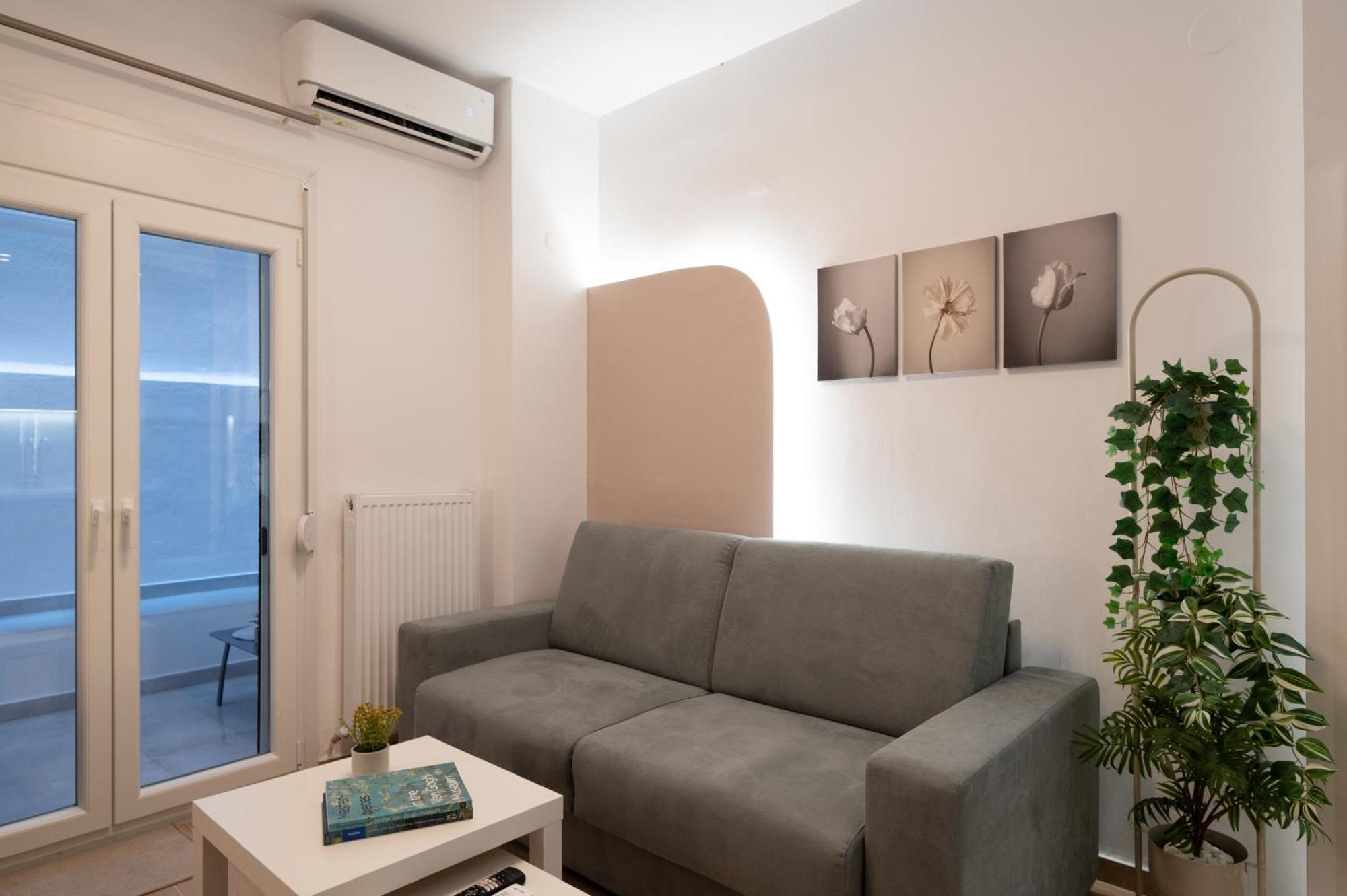 Honey Oak & Cream Patio By Nest Appartement Thessaloniki Buitenkant foto